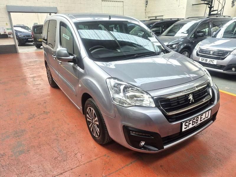 Used Peugeot Partner S 2018 Grey MPV