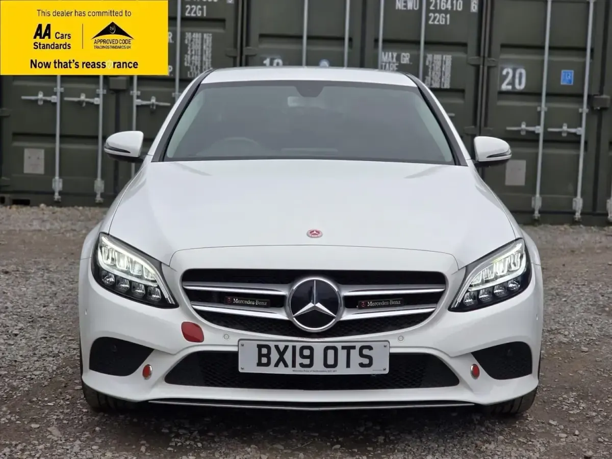 Usado Mercedes C200 2019 Branco Sedan