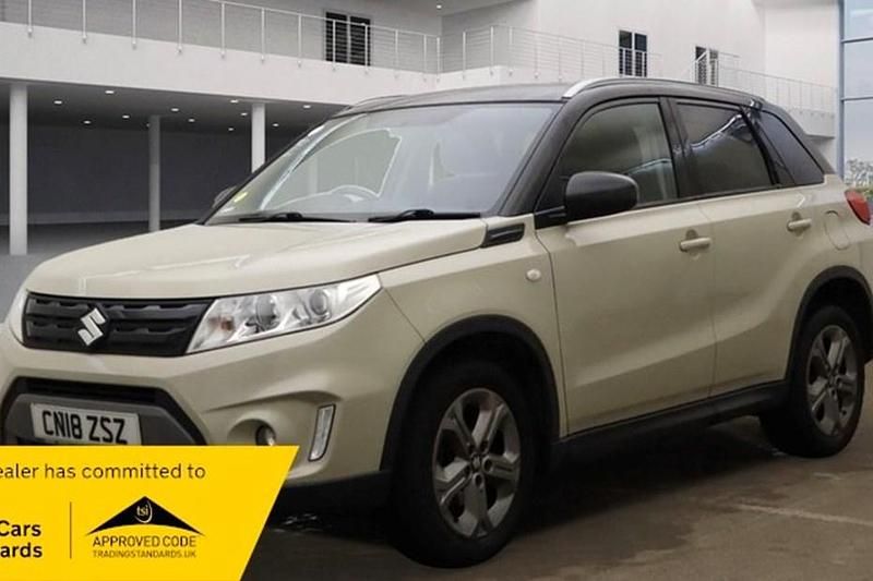 Cream/black Used 2018 Suzuki Vitara SZ-T Hatchback | £8,495 (Fair price) - Image 1/1