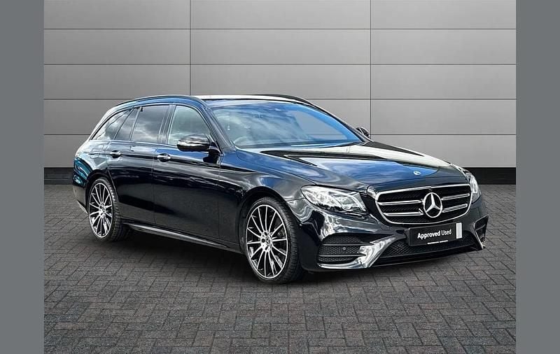 Black Used 2019 Mercedes E220 AMG line Estate | £26,995 (Expensive) - Image 1/4