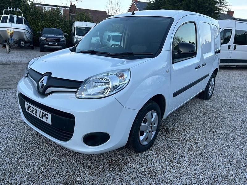 White Used 2018 Renault Kangoo Business Van | £6,295 (Fair price) - Image 1/4