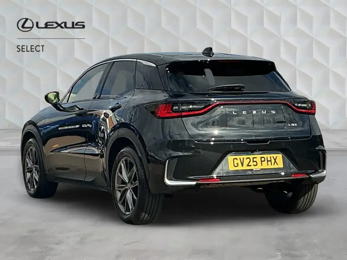 Used Lexus LBX 136 HP (100 kW) 2025 Black SUV