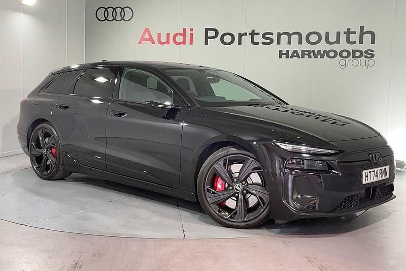 Black Used 2025 Audi A6 e-tron Black Edition Estate | £75,990 (Fair price) - Image 1/4