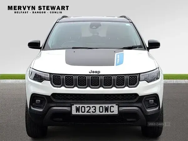 Used Jeep Compass Trailhawk 2023 White/black SUV