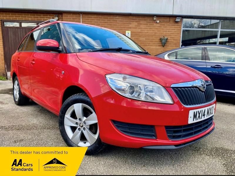 Red Used 2014 Skoda Fabia SE Hatchback | £3,490 - Image 1/4