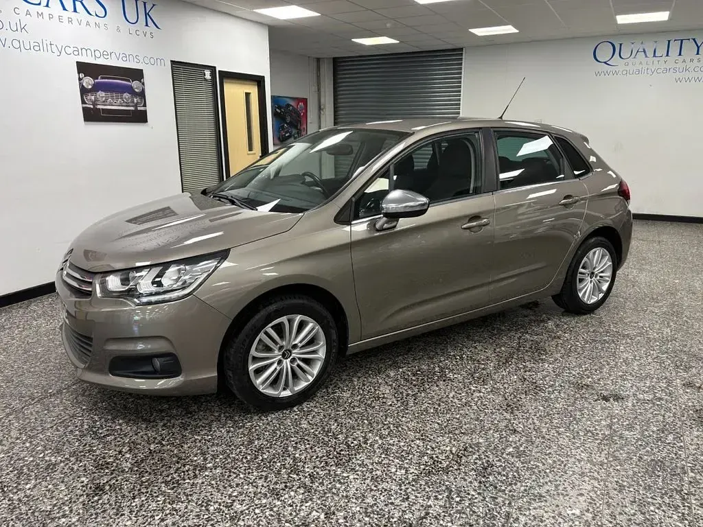Used Citroën C4 Flair 120 HP (88 kW) 2017 Grey Hatchback