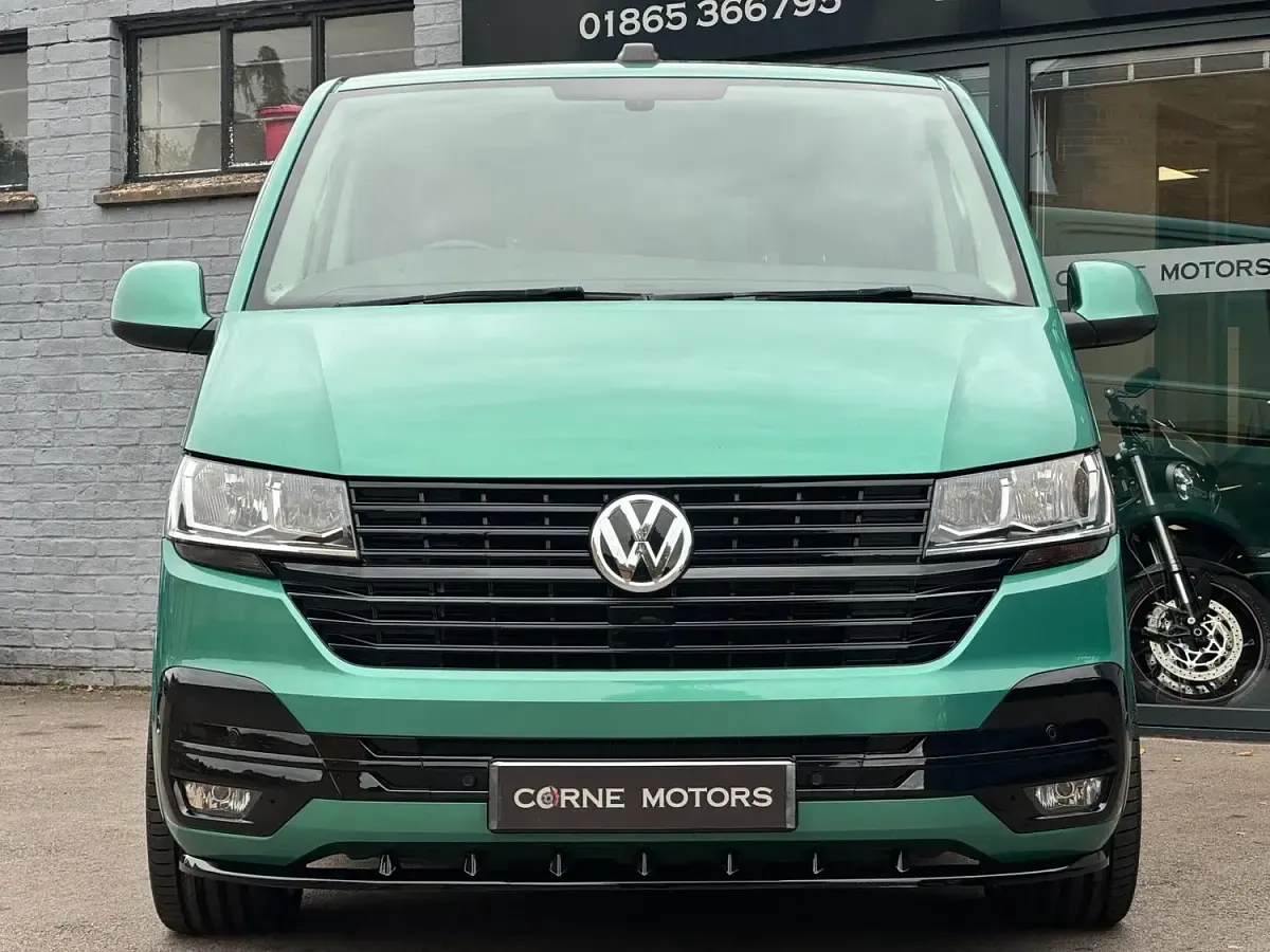 Used VW T6.1 Highline 150 HP (110 kW) 2021 Green Van