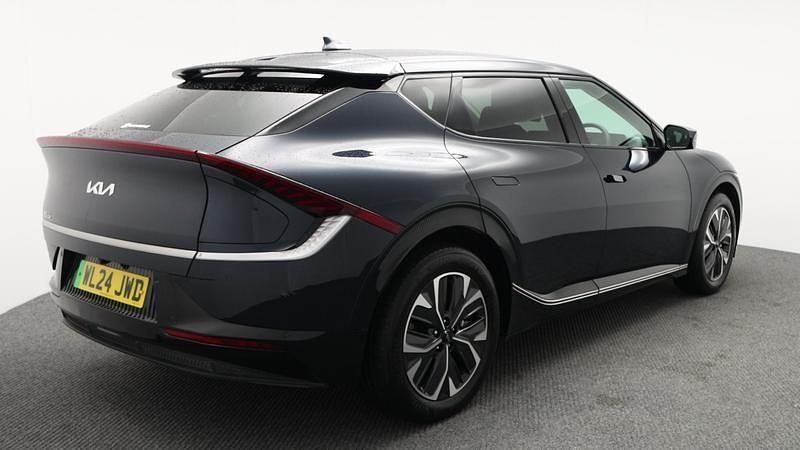 Used Kia EV6 166 kW (226 HP) 2024 Blue SUV