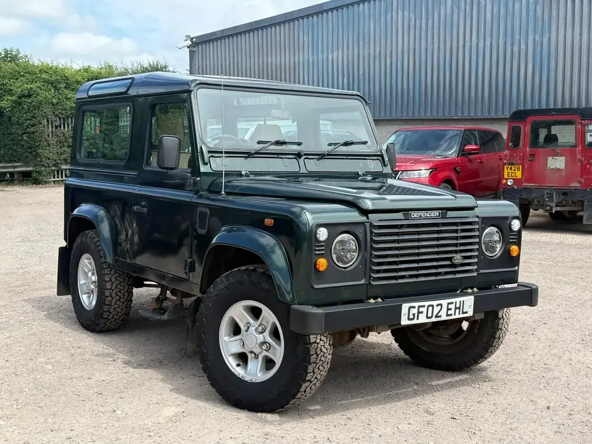 Used Land Rover Defender 2002 Green Estate