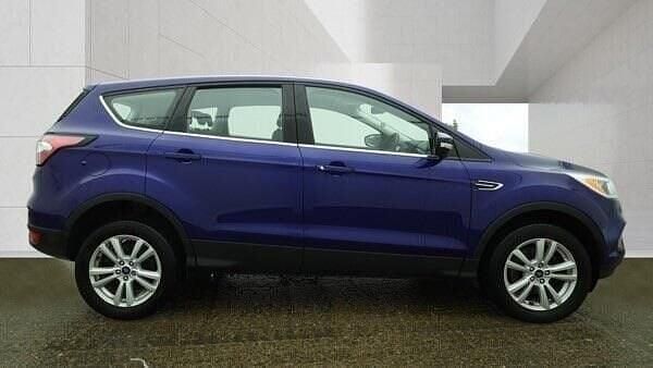 Used Ford Kuga Zetec 120 HP (88 kW) 2017 Blue SUV