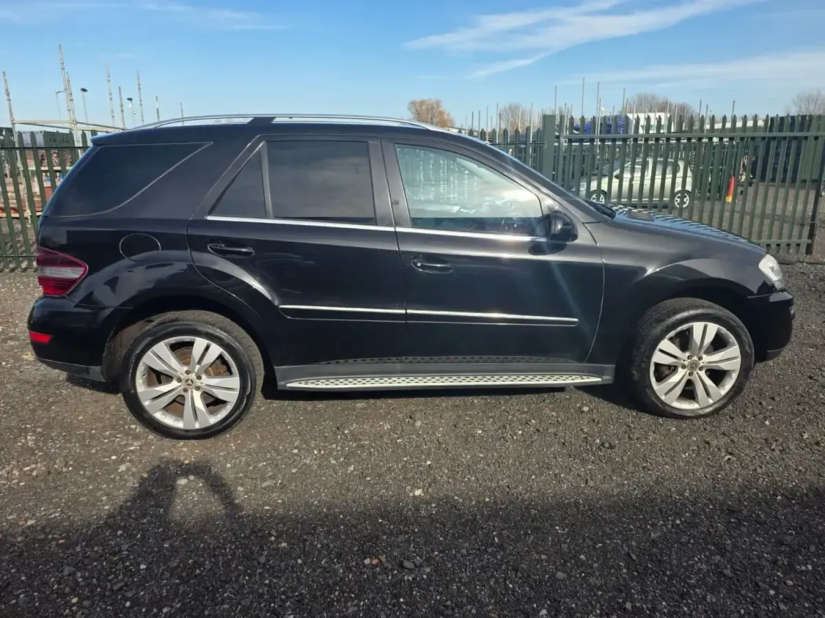 Usado Mercedes ML280 2008 Preto SUV