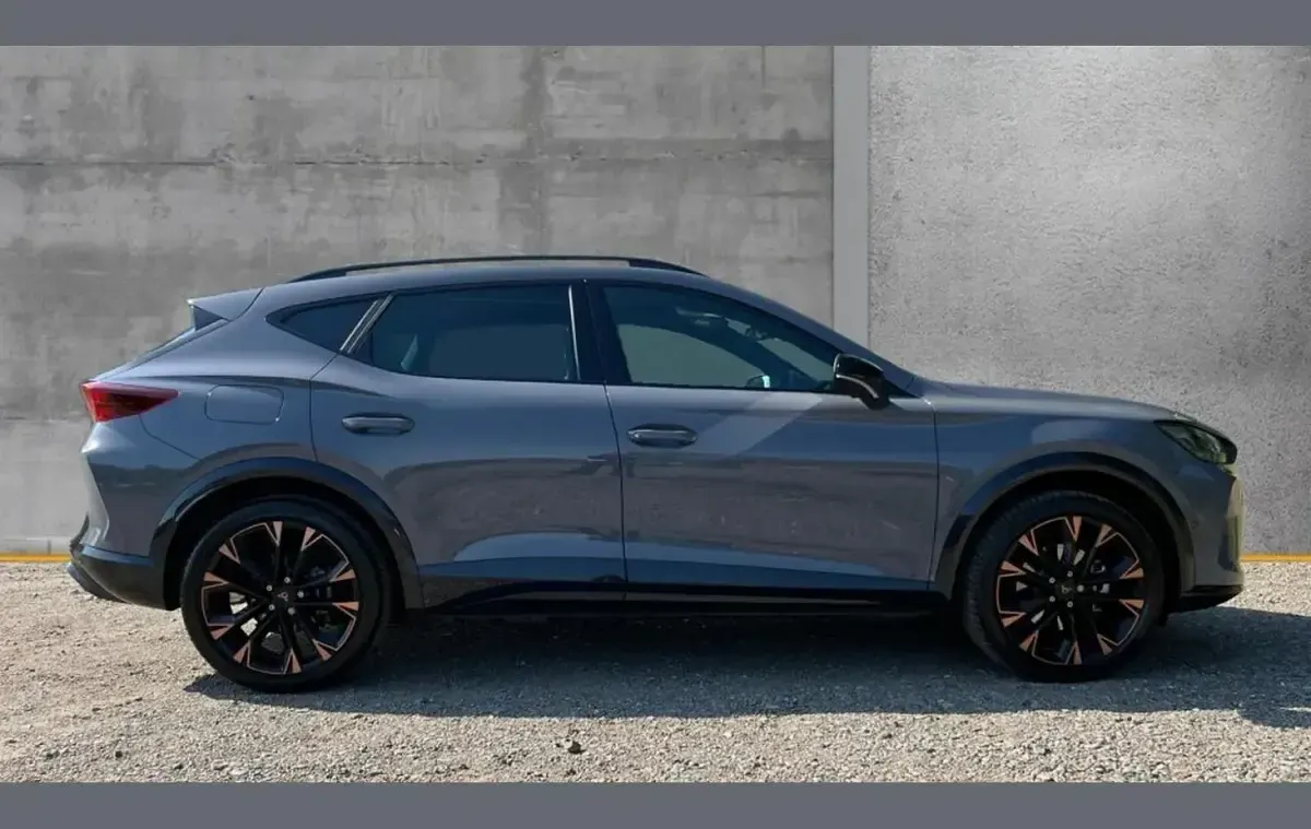 Used Cupra Formentor 200 HP (147 kW) 2026 Grey SUV