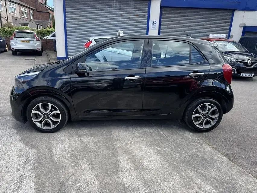 Used Kia Picanto 66 HP (48 kW) 2021 Black Hatchback