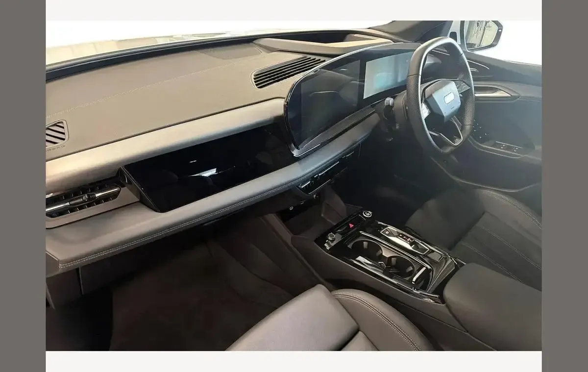 Used Audi Q6 e-tron Sport 185 kW (252 HP) 2025 White SUV