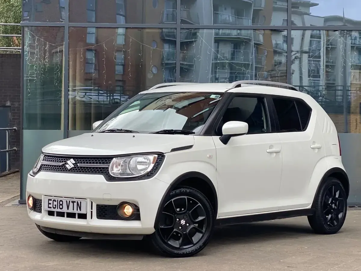 Used Suzuki Ignis SZ-T 90 HP (66 kW) 2018 White SUV