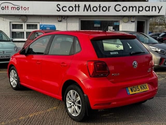 Used VW Polo SE 75 HP (55 kW) 2015 Red Hatchback