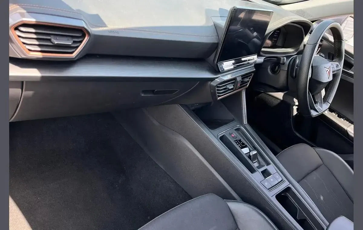Used Cupra Formentor 200 HP (147 kW) 2024 Grey SUV