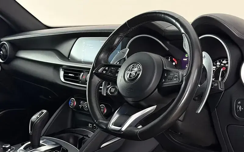 Used Alfa Romeo Stelvio Veloce 209 HP (153 kW) 2022 SUV