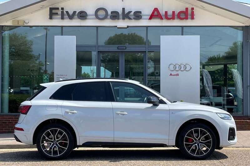 White Used 2022 Audi Q5 Comfort SUV | £34,990 (Fair price) - Image 1/4