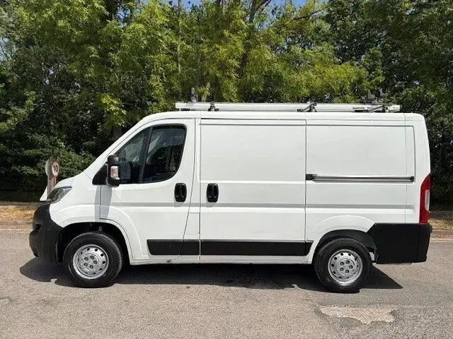 Used Citroën Relay 120 HP (88 kW) 2020 White Van