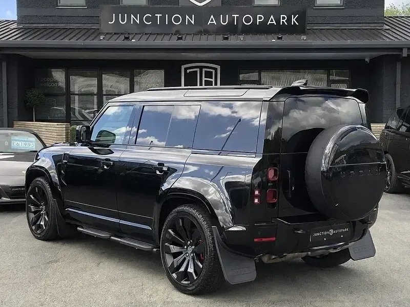 Used Land Rover Defender HSE Dynamic 2023 Black SUV