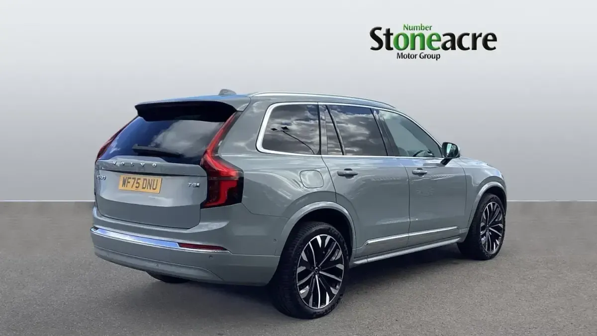 Usado Volvo XC90 Ultra 455 HP (334 kW) 2025 Cinzento SUV