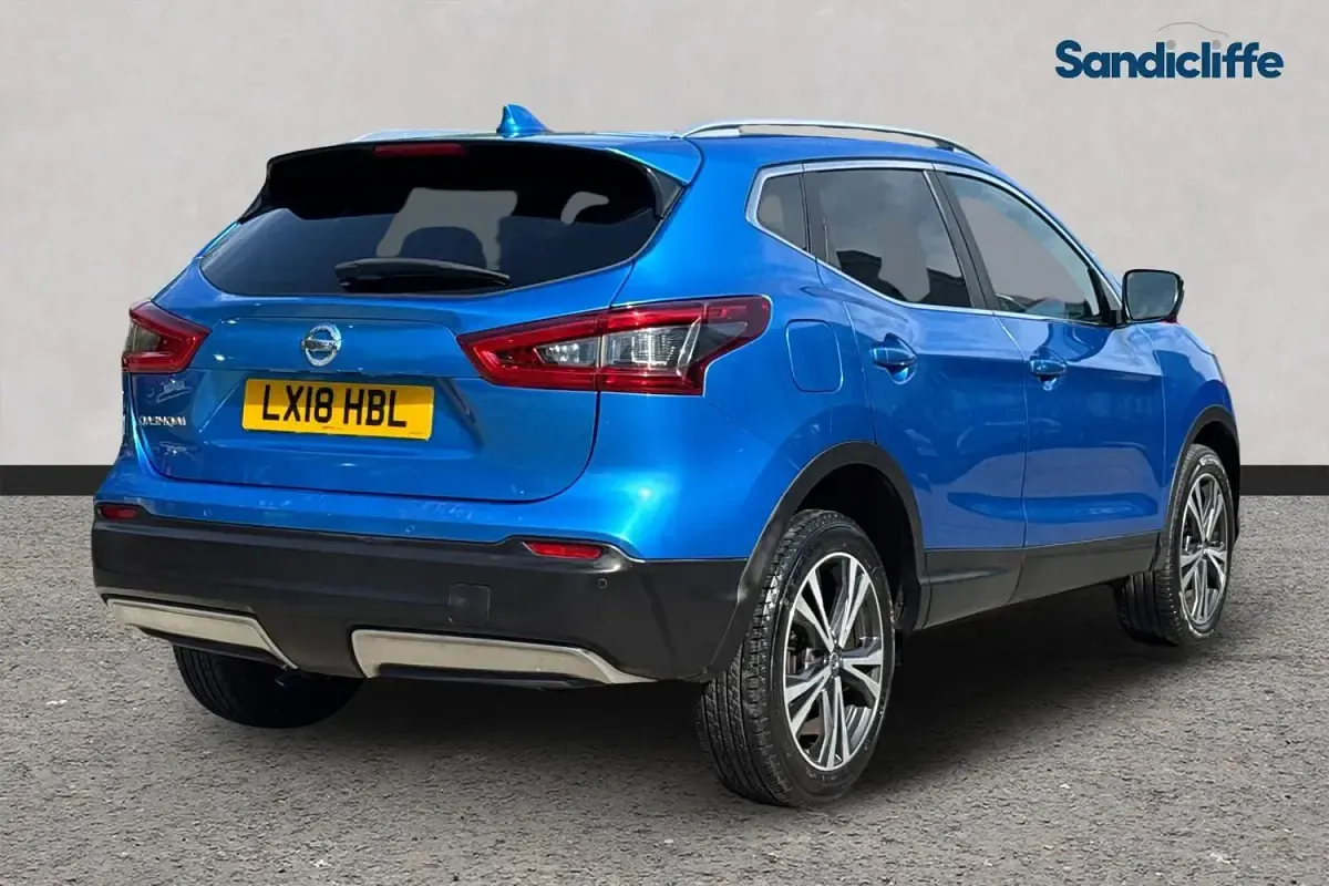 Used Nissan Qashqai N-Connecta 130 HP (95 kW) 2017 Blue SUV