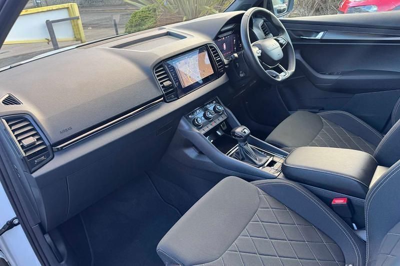 Used Skoda Karoq SportLine 150 HP (110 kW) 2025 White SUV