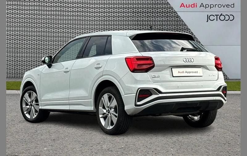 Used Audi Q2 S-Line 147 HP (108 kW) 2023 White SUV