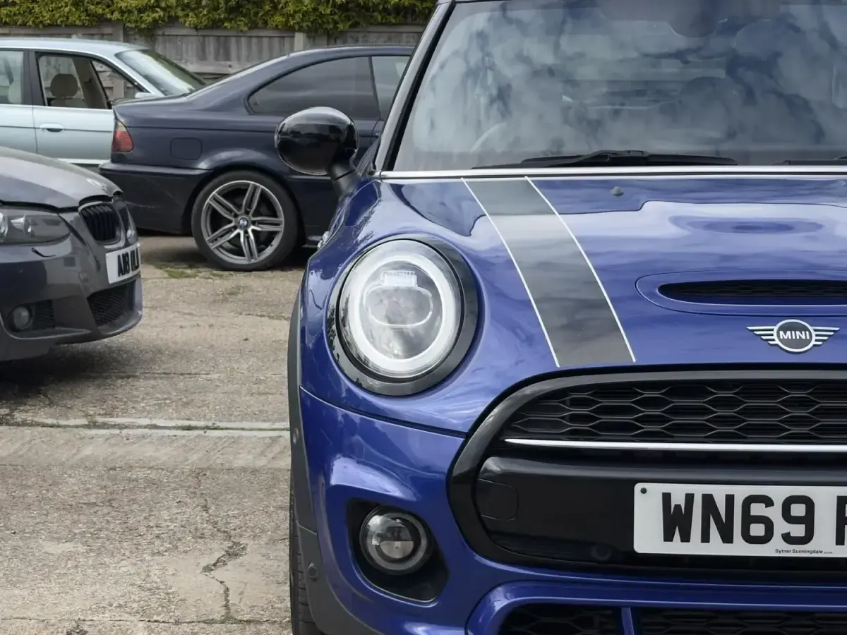 Used Mini Cooper S Hatch 192 HP (141 kW) 2019 Blue Hatchback