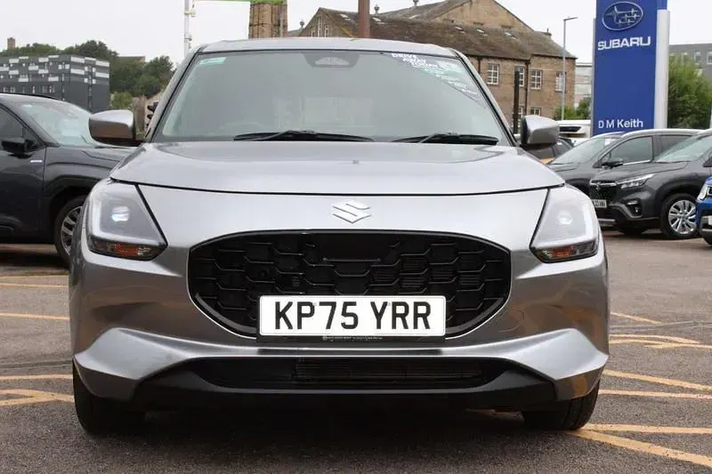 Used Suzuki Swift 82 HP (60 kW) 2025 Silver Hatchback