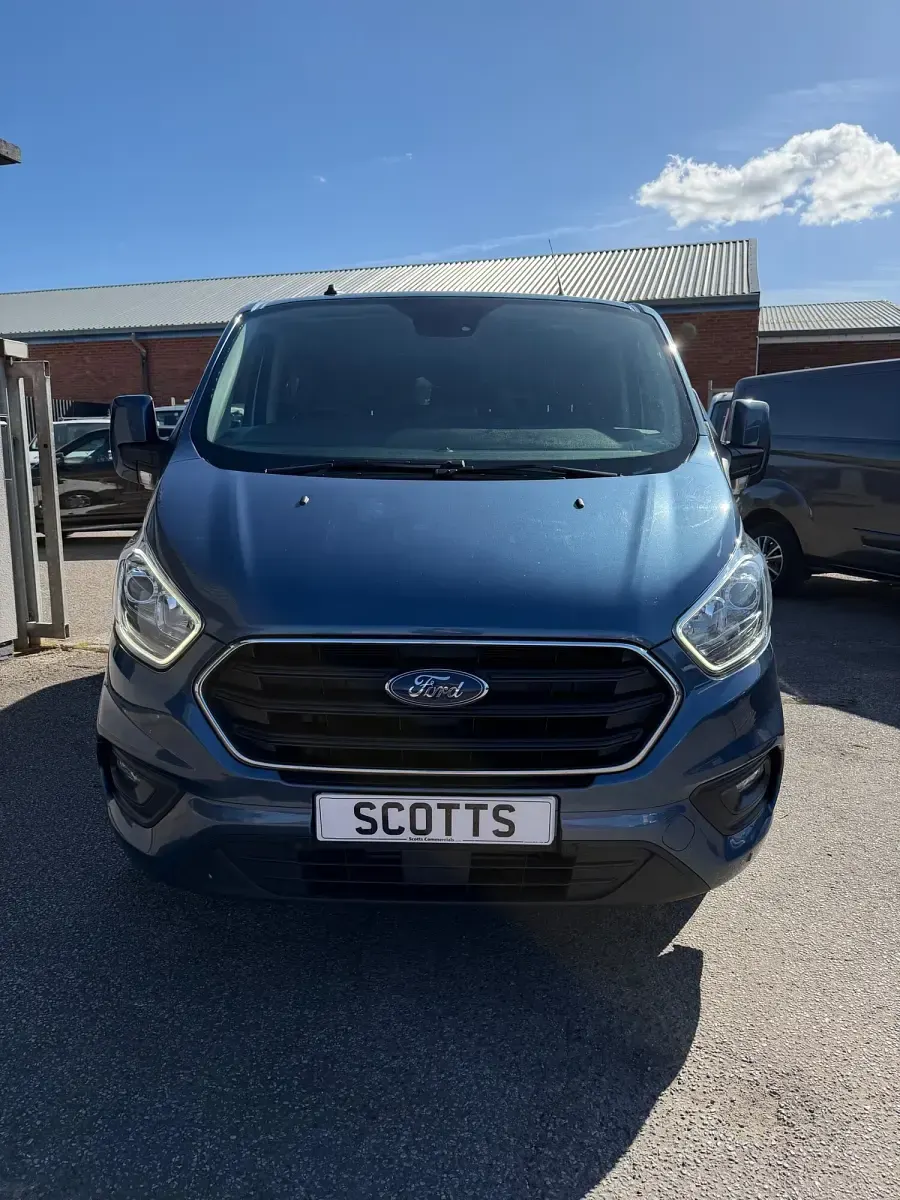 Used Ford Transit Custom Limited 130 HP (95 kW) 2023 Blue