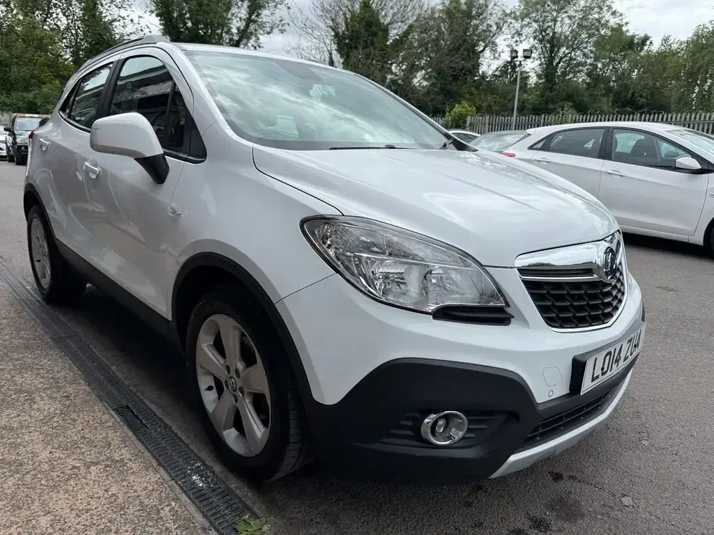 Used Vauxhall Mokka S 130 HP (95 kW) 2014 White SUV