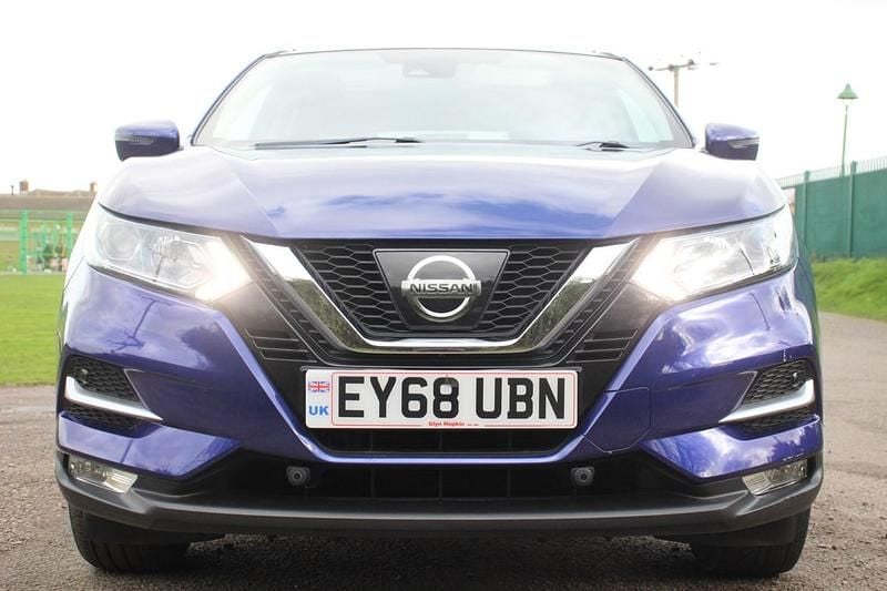 Used Nissan Qashqai N-Connecta 2018 Blue SUV