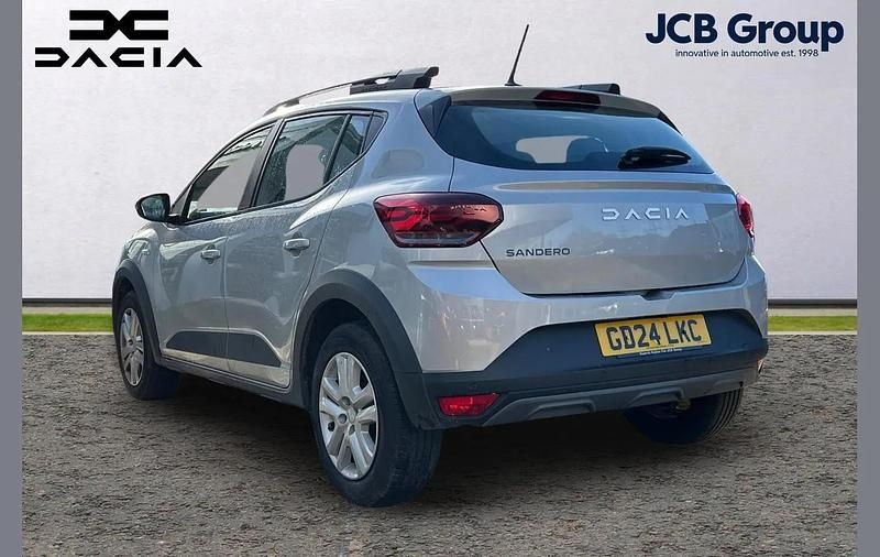 Used Dacia Sandero Expression 90 HP (66 kW) 2024 Grey SUV