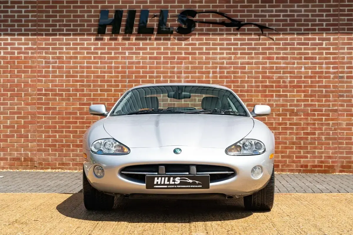 Used Jaguar XK8 2003 Silver Coupe
