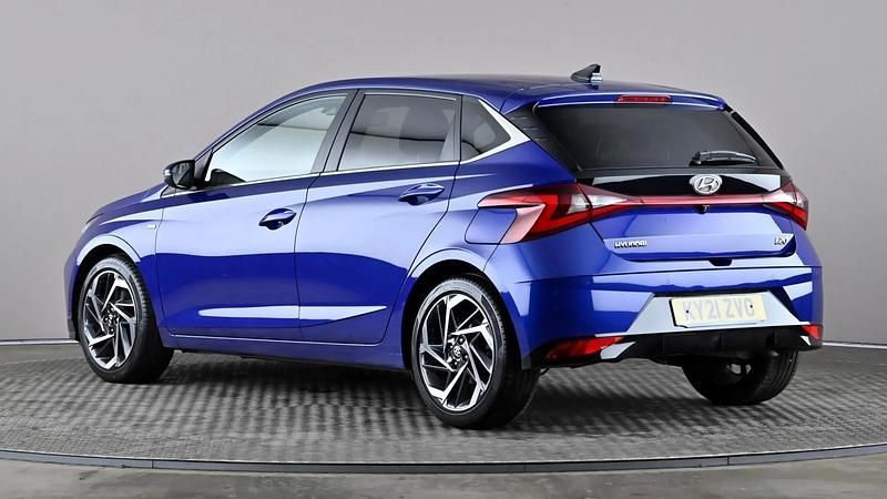 Used Hyundai i20 Premium 100 HP (73 kW) 2021 Blue Hatchback