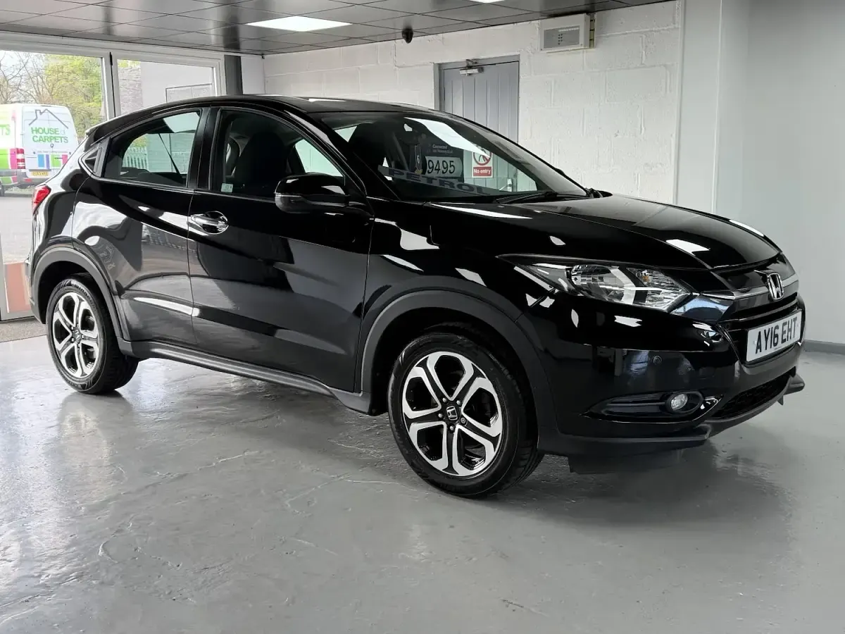 Used Honda HR-V SE 130 HP (95 kW) 2016 Black SUV