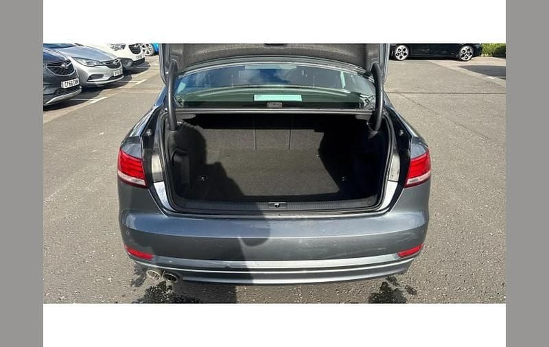 Used Audi A4 Sport 190 HP (139 kW) 2016 Grey Sedan