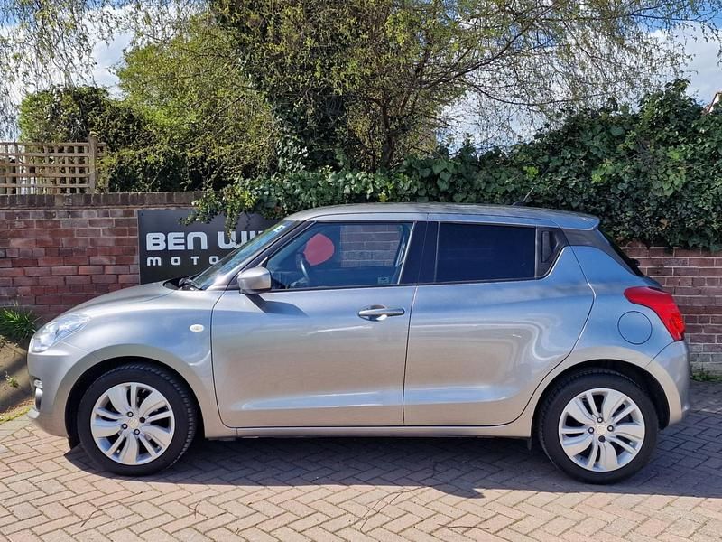 Used Suzuki Swift SZ-T 111 HP (81 kW) 2018 Silver Hatchback