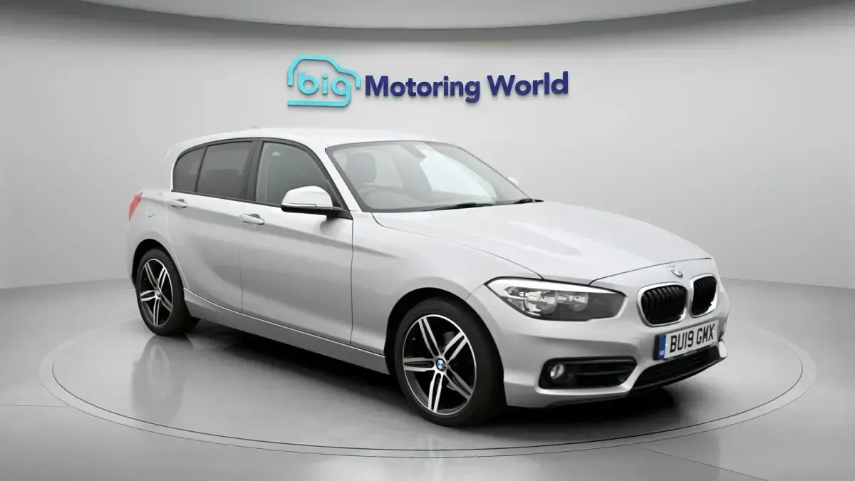 Used BMW 118 Sport Line 136 HP (100 kW) 2019 Hatchback