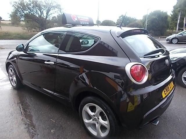 Gebraucht Alfa Romeo MiTo 105 PS (77 kW) 2018 Schwarz Kleinwagen