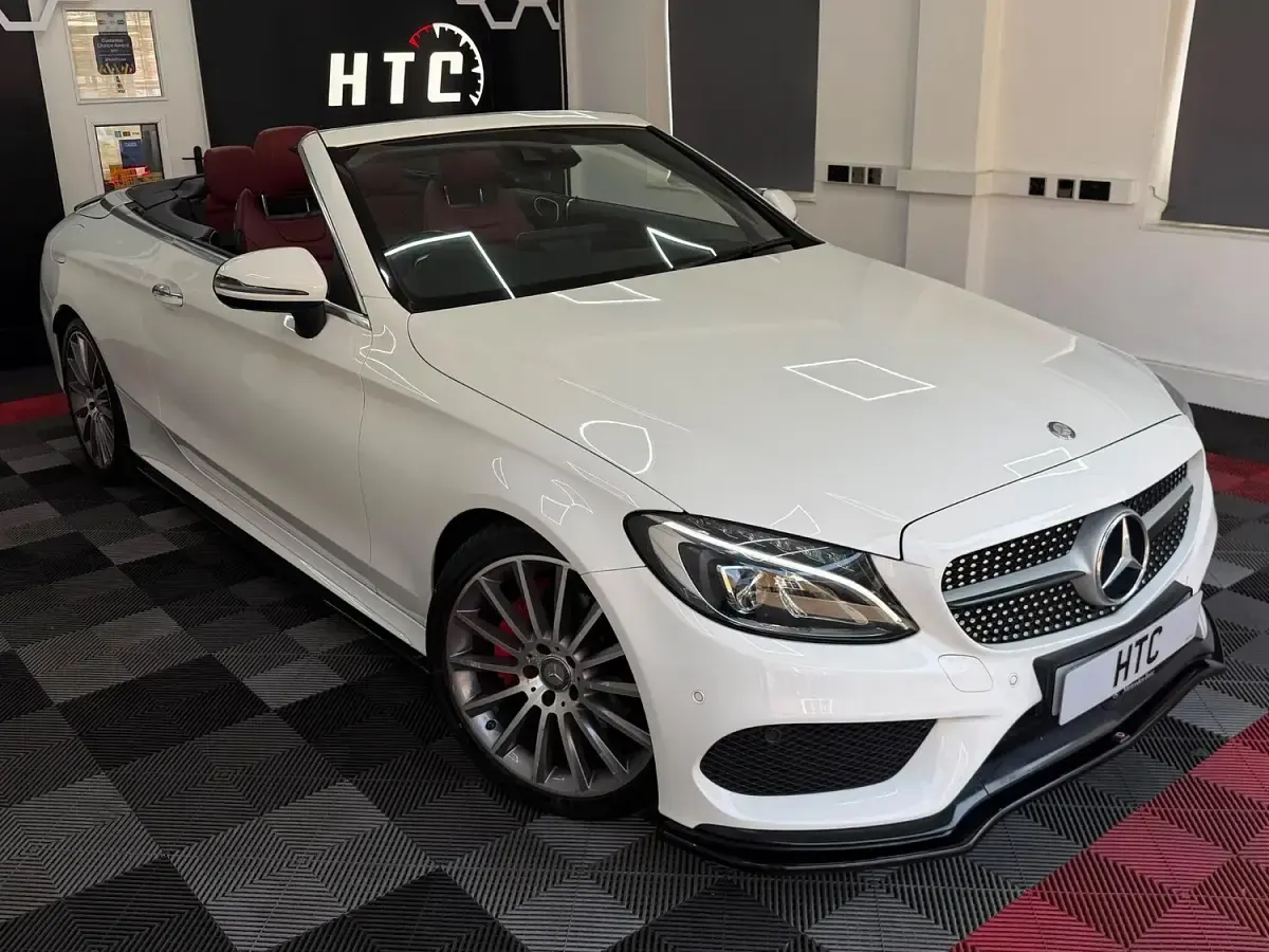 Used Mercedes C220 AMG Line Premium Plus 170 HP (125 kW) 2017 White Cabriolet