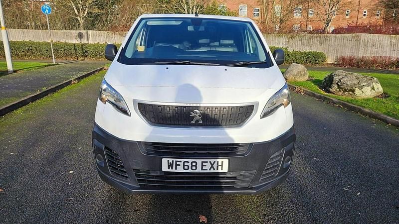 Used Peugeot Expert 2018 White Van