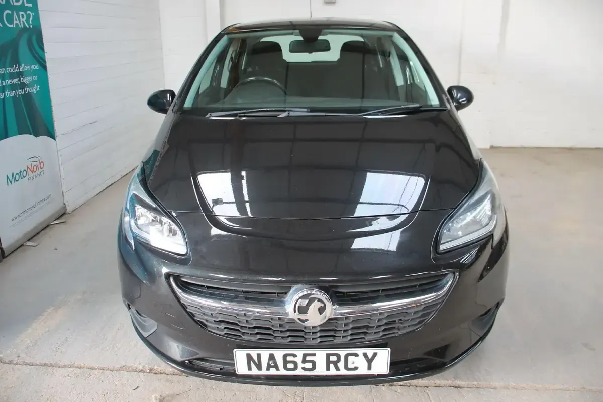 Used Vauxhall Corsa 88 HP (64 kW) 2015 Black Hatchback