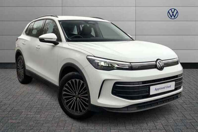 New 2024 VW Tiguan Life SUV | £28,690 (Super price) - Image 1/4