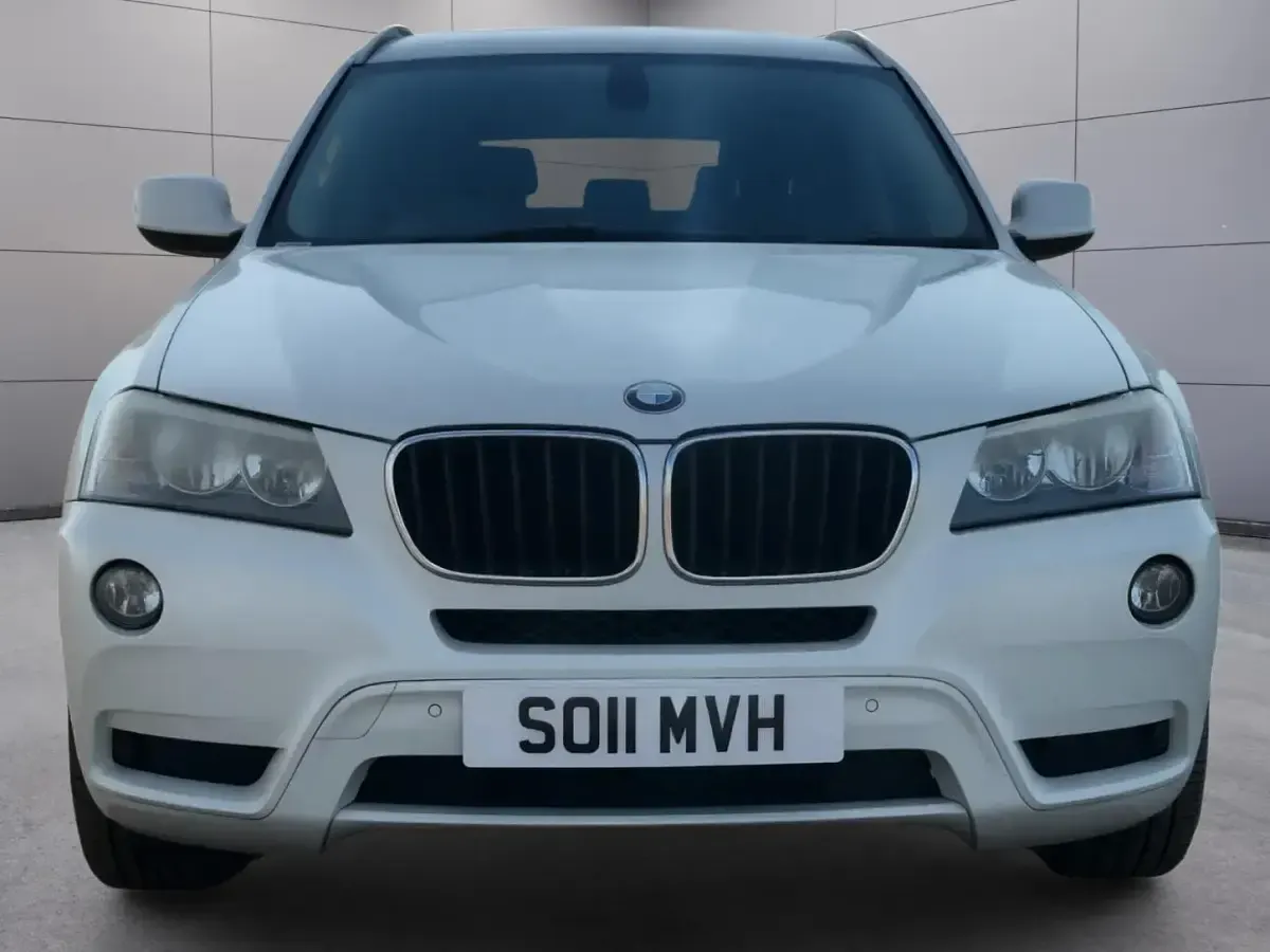 Begagnad BMW X3 Sport Line 184 HK (135 kW) 2011 Vit SUV