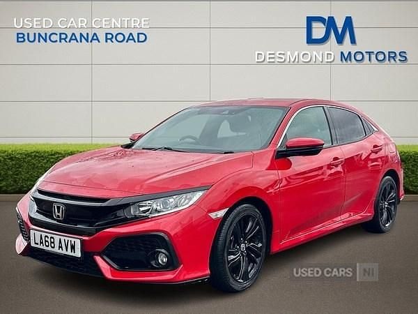 Begagnad Honda Civic SR 126 HK (92 kW) 2018 Röd Halvkombi