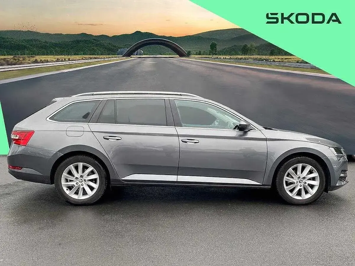 Used Skoda Superb SE Technology 150 HP (110 kW) 2024 Grey Estate