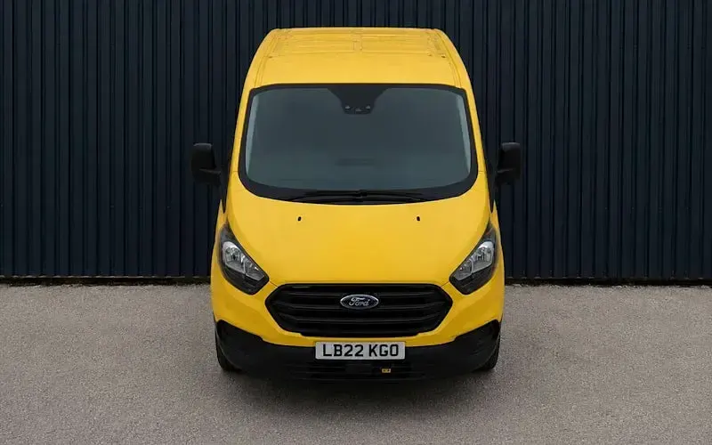 Used Ford Transit Custom 131 HP (96 kW) 2022 Yellow Van